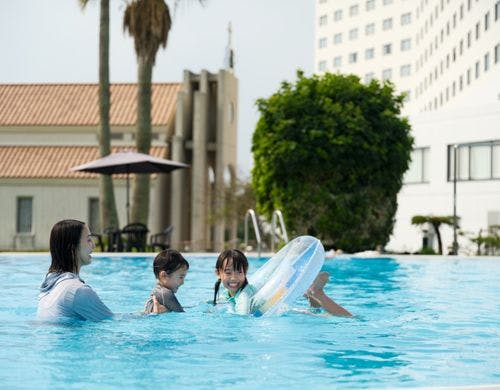 ガーデンプール（夏季限定）