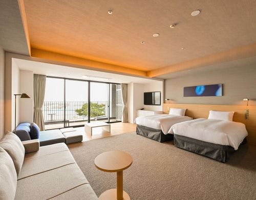 ユニバーサルツイン