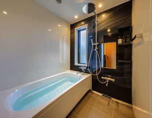 角部屋のみお部屋にバスタブがございます