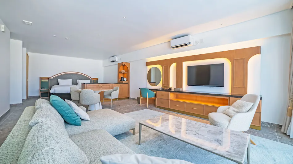 Santorini Hotel & Villas Miyakojima