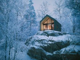 NOT A HOTEL KITAKARUIZAWAのnull