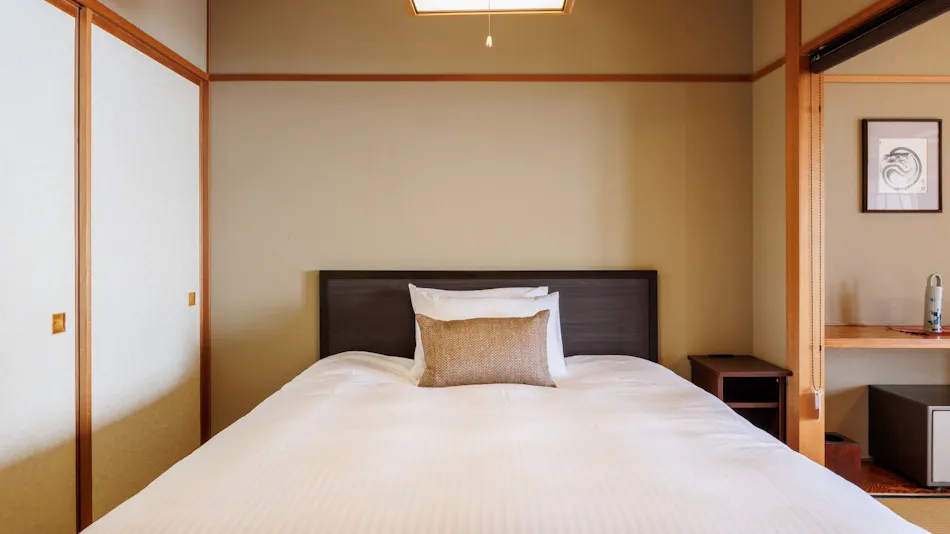 HOTEL AZUMA