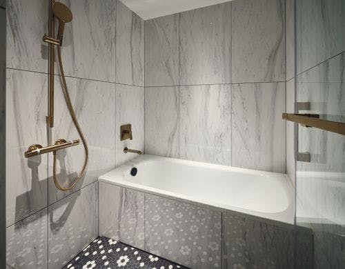 スタンダードキング北館