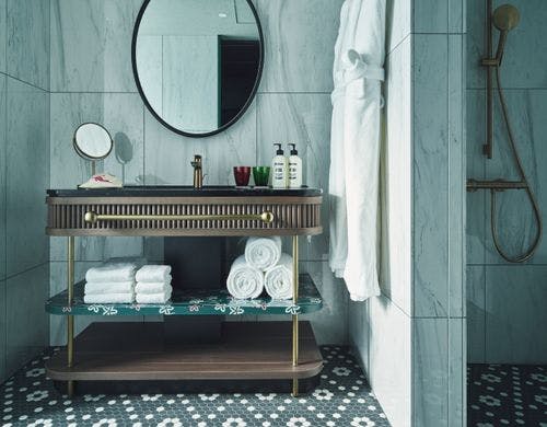 スタンダードキング 本館