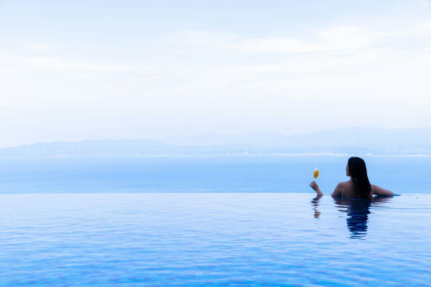 インフィニティプール