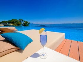 指宿ベイヒルズ　ＨＯＴＥＬ＆ＳＰＡ（旧：指宿ベイテラス）