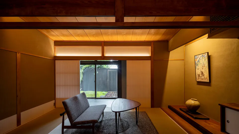 Momoyama Onsen Tsukimikan