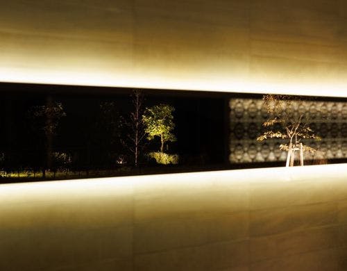 レストランへの道