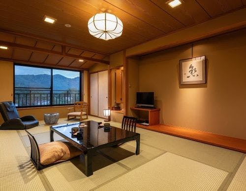 山側 和室14畳