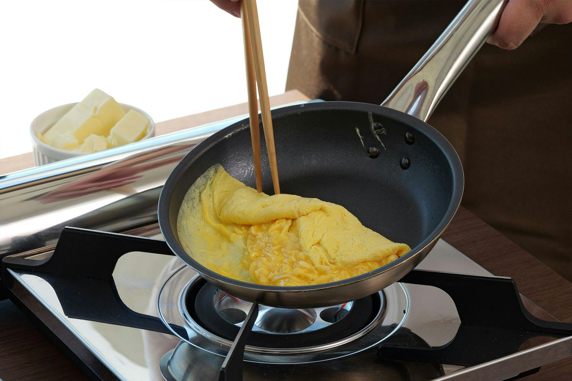 朝ごはんは自家製パンやミニビュッフェ
