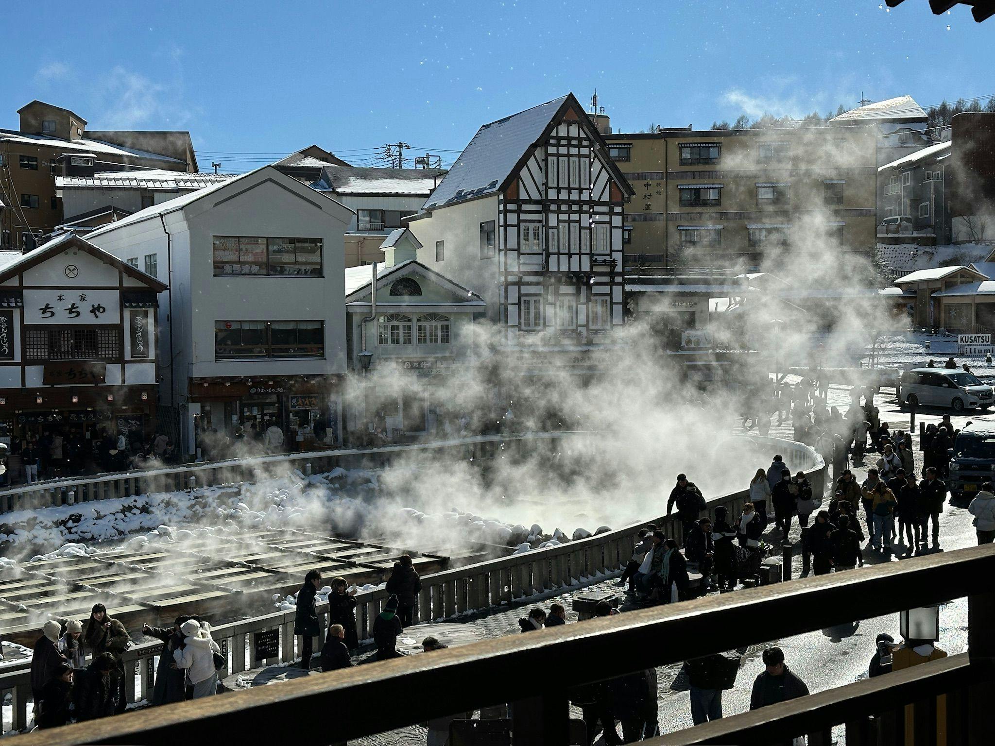 山本館
