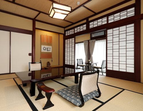 二階しゃくなげ