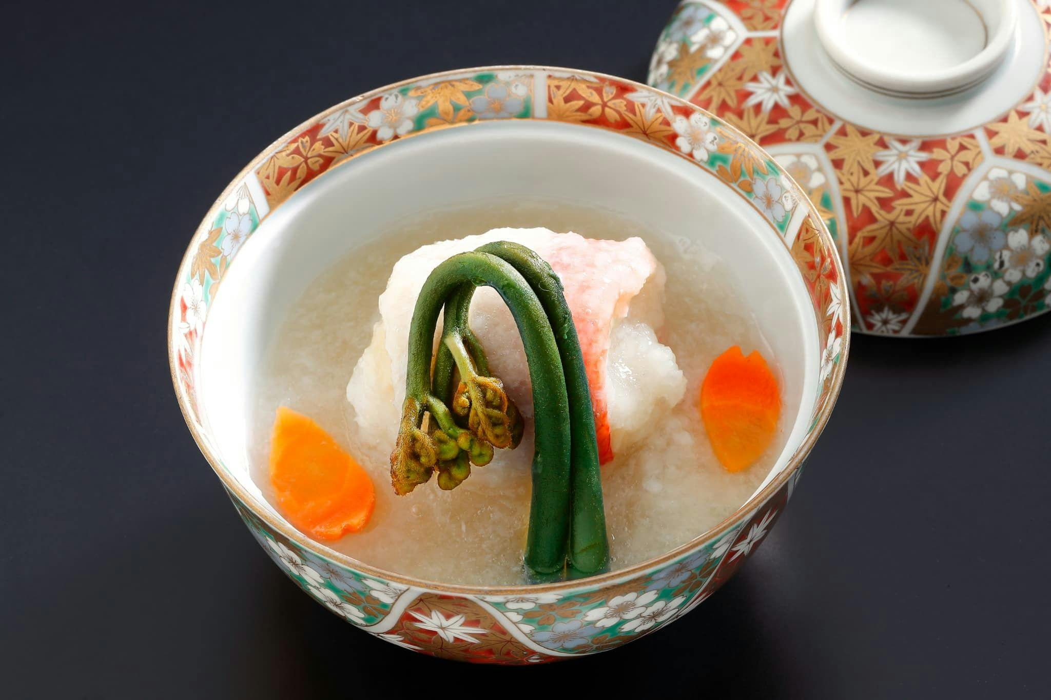 山本館