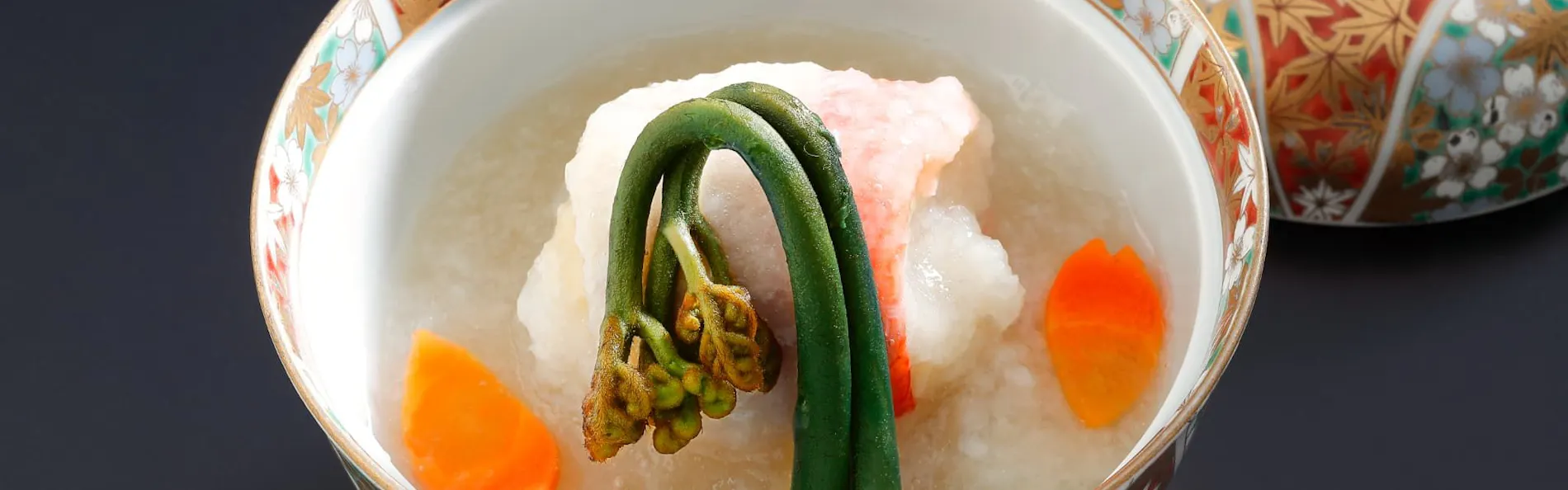 山本館