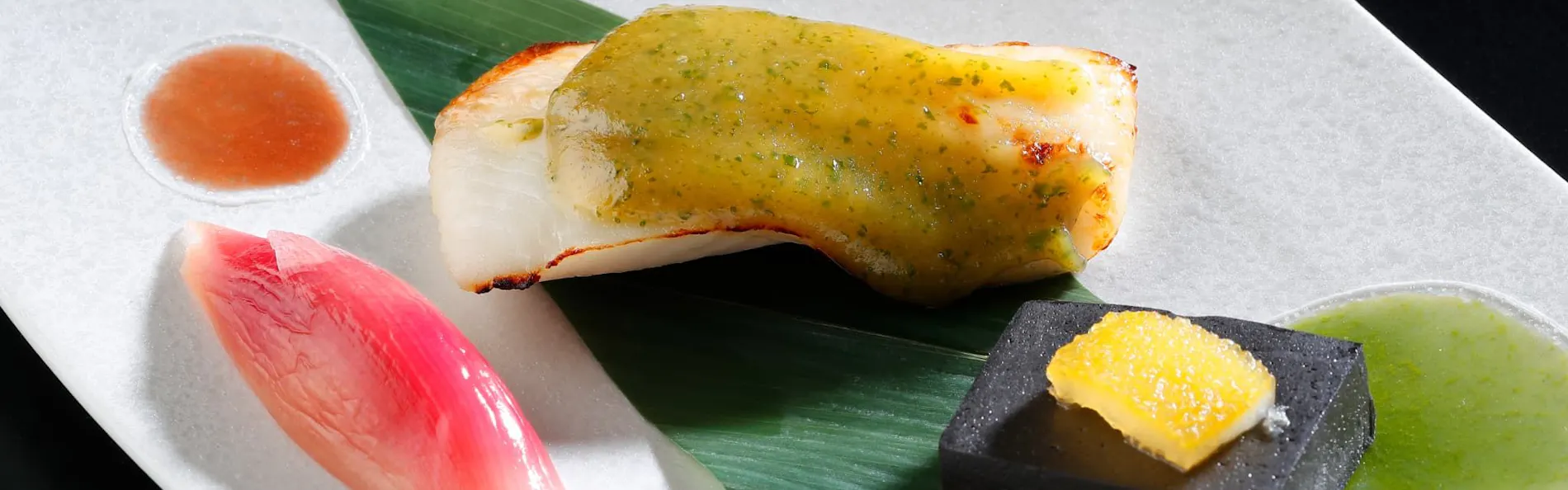 山本館