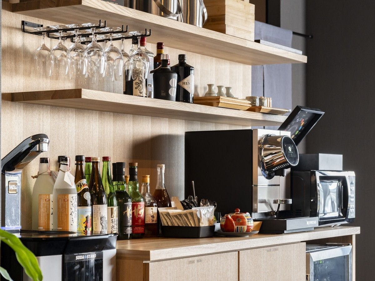 ラウンジでのフリードリンク