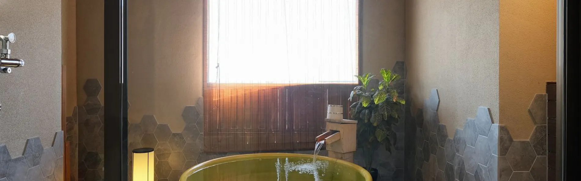 景勝館漣亭