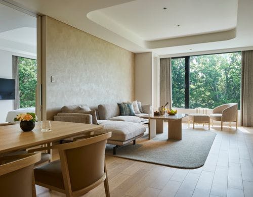 Corner Suite, Forest View, King