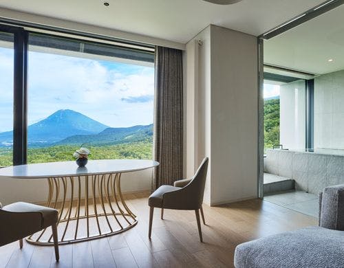Onsen Suite, Mt Yotei View, King