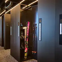 スキーロッカー