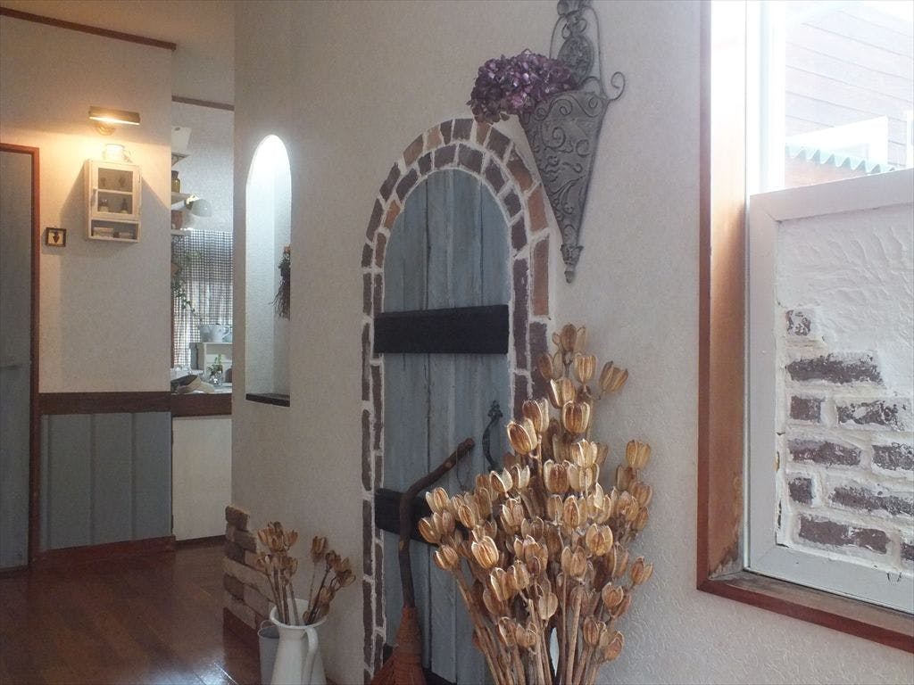 ノスタルジックな雰囲気の館内　６