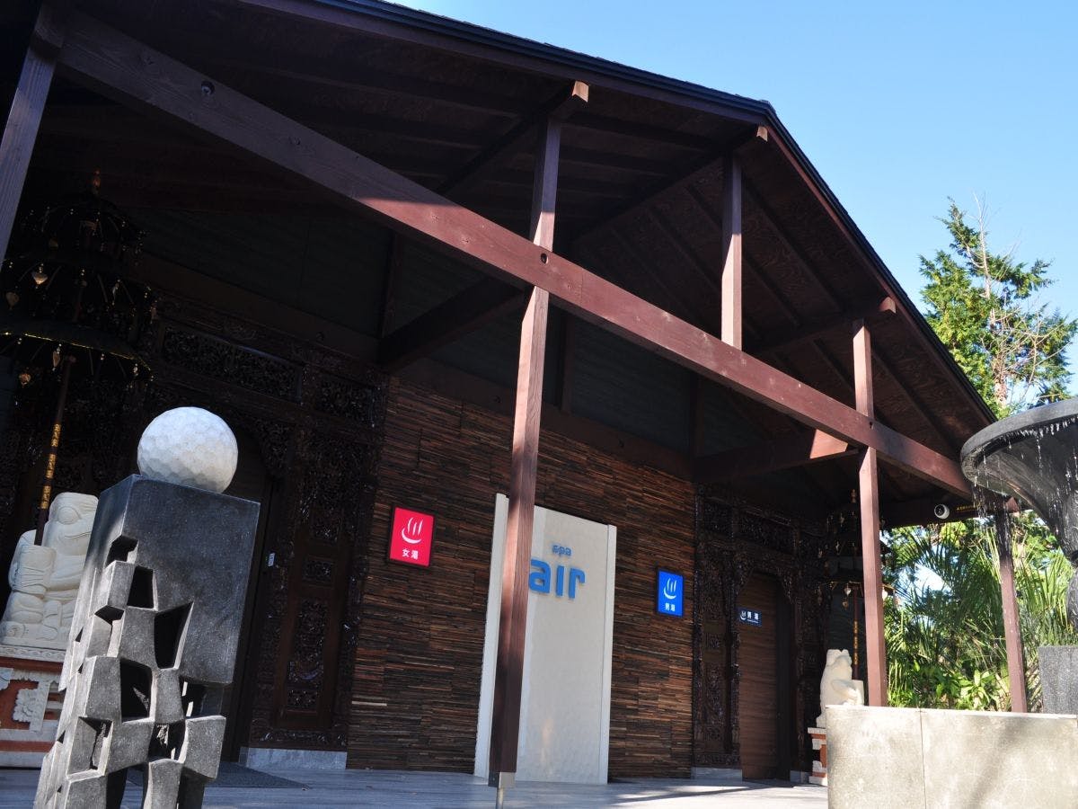 大きな水流がありバリ島のような雰囲気。