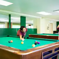 ビリヤード対決♪気分はハスラー♪