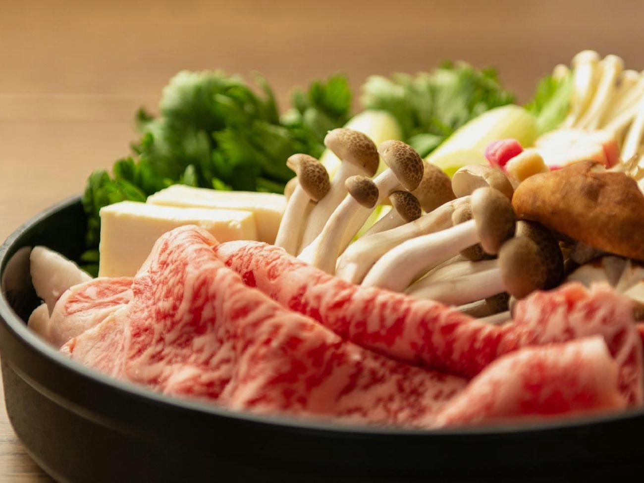 【早割60】60日前までの早期予約で超お得！基本料金で上州和牛すき焼きにアップグレード＜1泊2食＞