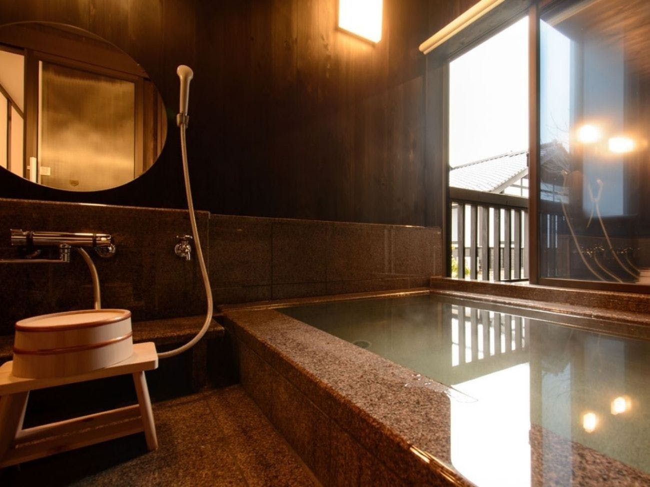 江戸創業　旅籠屋丸一　時を結ぶ 和美心の宿