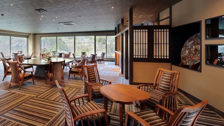 Inn of Serenity and Sincerity, Nanae Yae