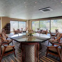 โต๊ะที่ใช้หินอ่อน