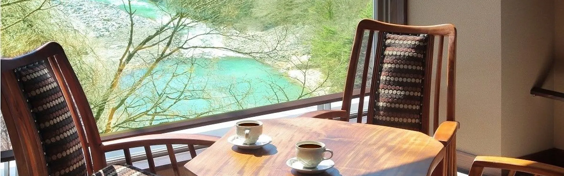 静寂とまごころの宿 七重八重