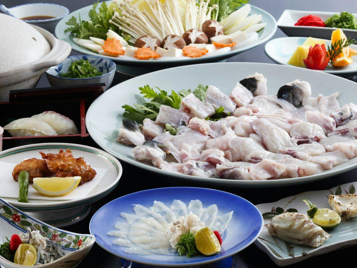 冬の味覚を贅沢三昧 ＜淡路島3年とらふぐ＞DXプラン全9品