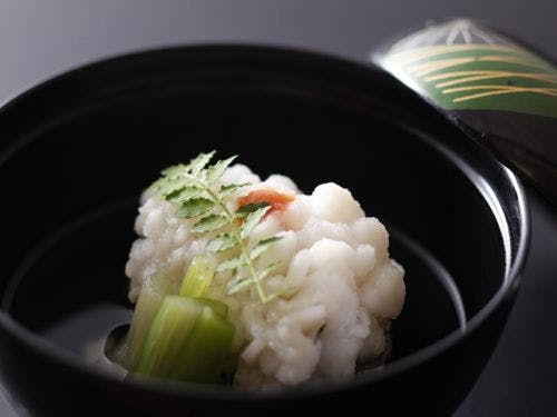 上品なお味が堪らない！「牡丹鱧清水汁」