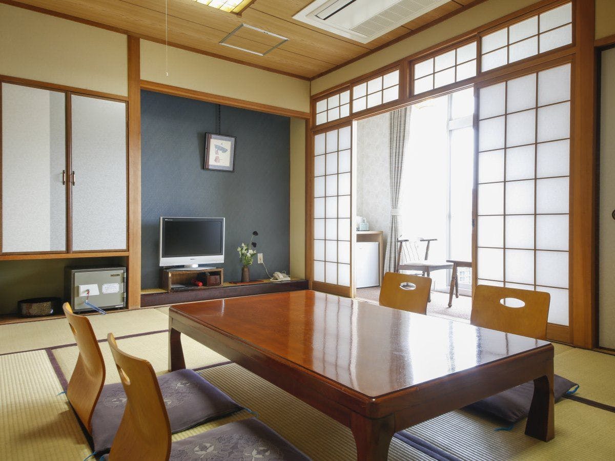 南あわじ温泉郷　やぶ萬旅館
