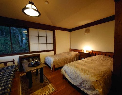 ツインルーム（10平米）