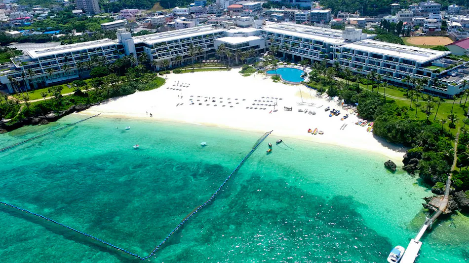 The Moon Beach Museum Resort