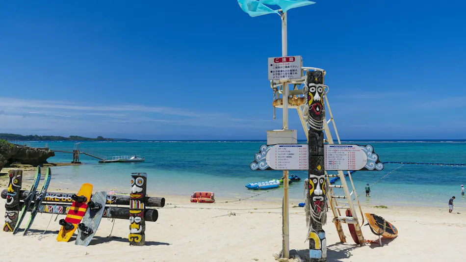 The Moon Beach Museum Resort