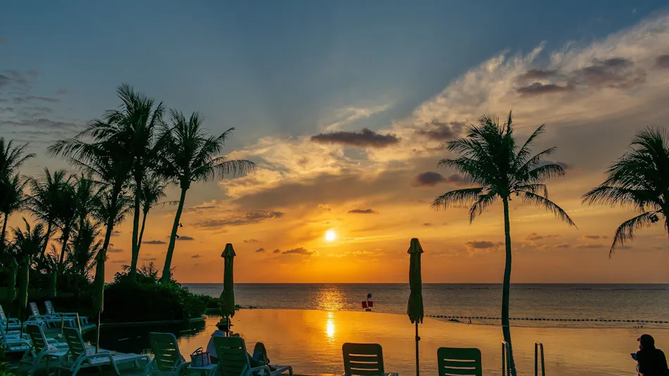 The Moon Beach Museum Resort