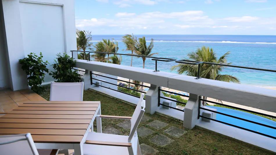The Moon Beach Museum Resort