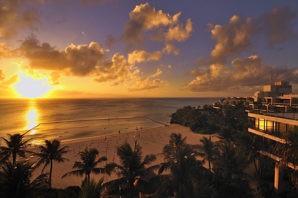 ザ・ムーンビーチ ミュージアムリゾート