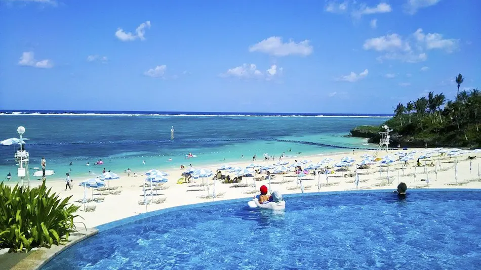 The Moon Beach Museum Resort