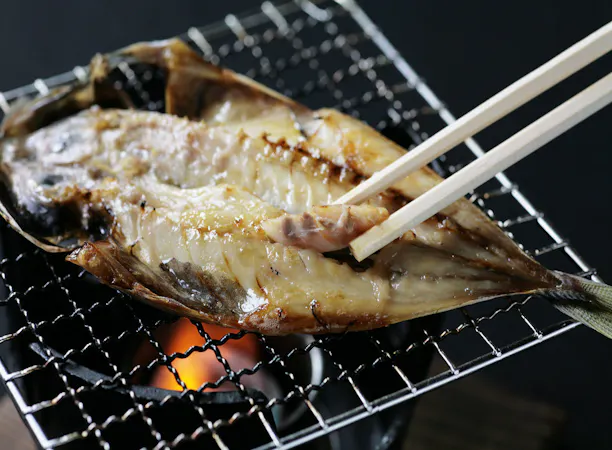 ご朝食に焼き立ての干物
