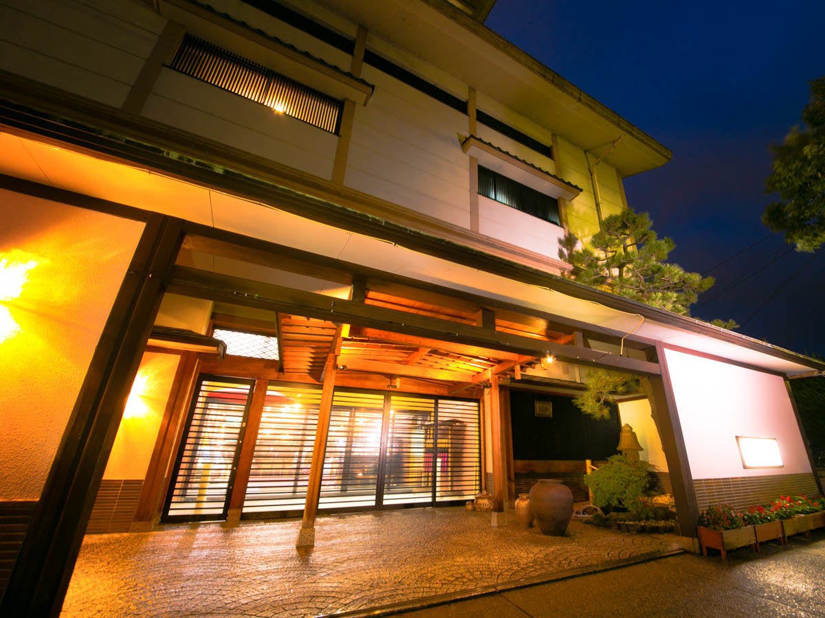 ■宝生亭外観■