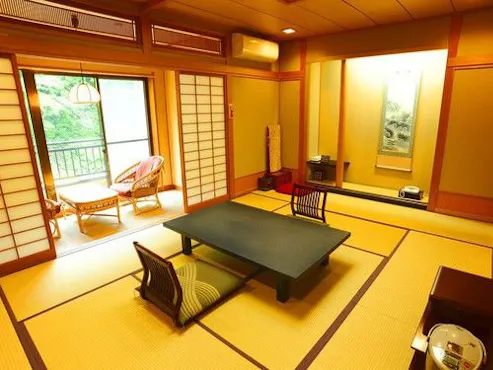 ■ห้องพักสไตล์ญี่ปุ่นริมแม่น้ำในอาคารหลัก■