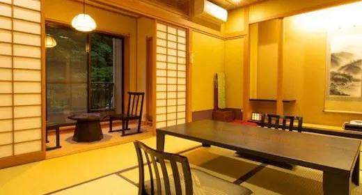 ~川側和室~