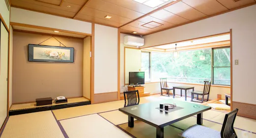 限定3室角部屋。解放的な12.5畳和室
