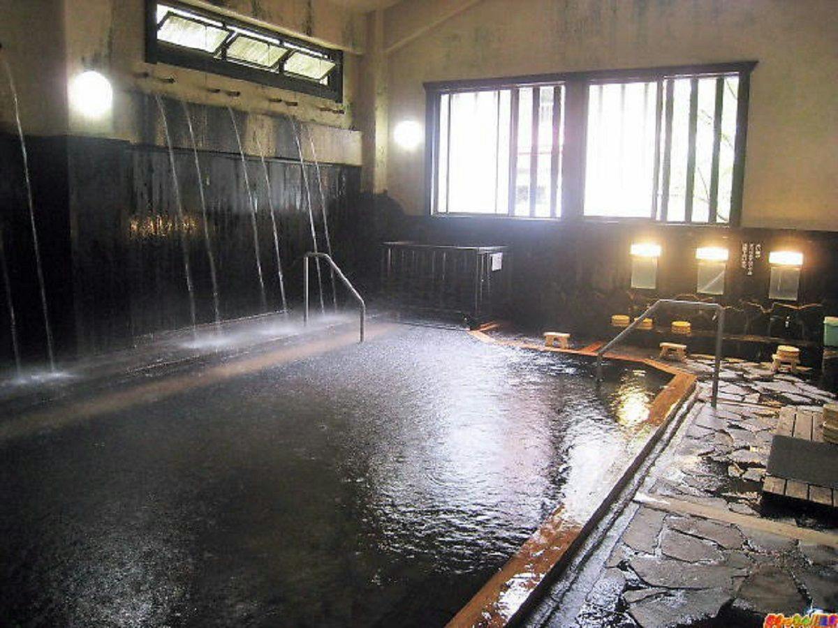 【リーズナブル】おおいた和牛溶岩焼き＆田舎会席　～4つの貸切風呂と打たせ湯の湯めぐり～