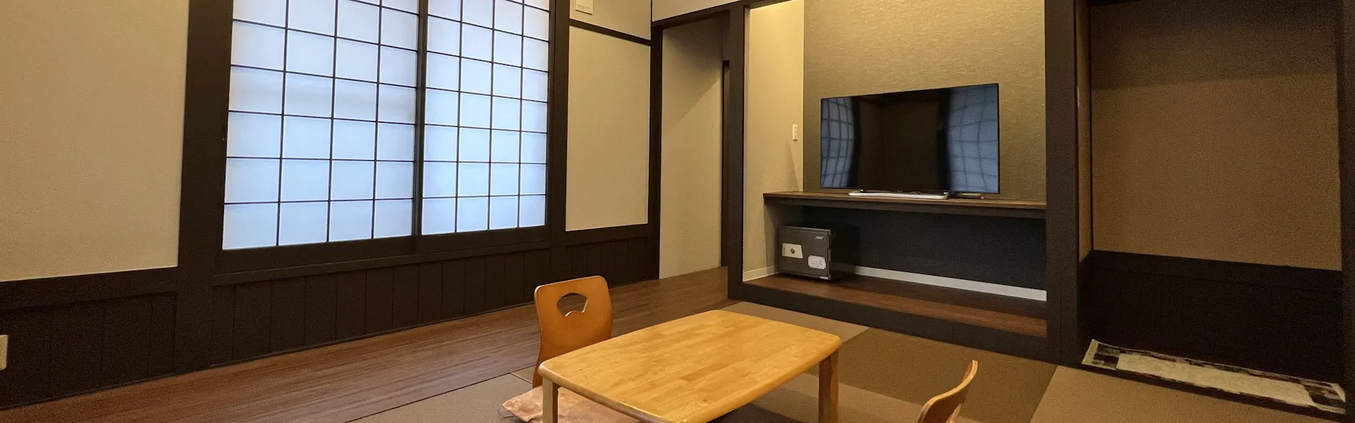 宿房花しのぶ