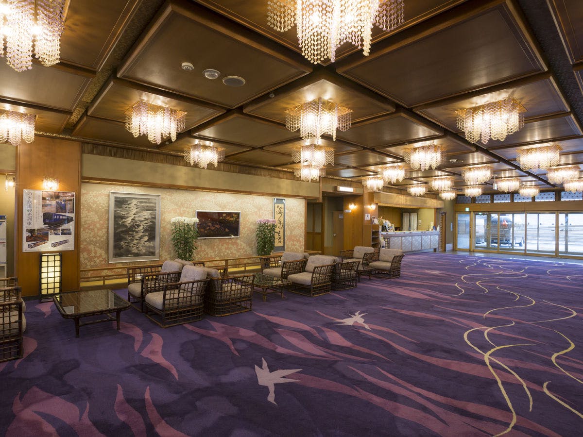 フロント横ロビー